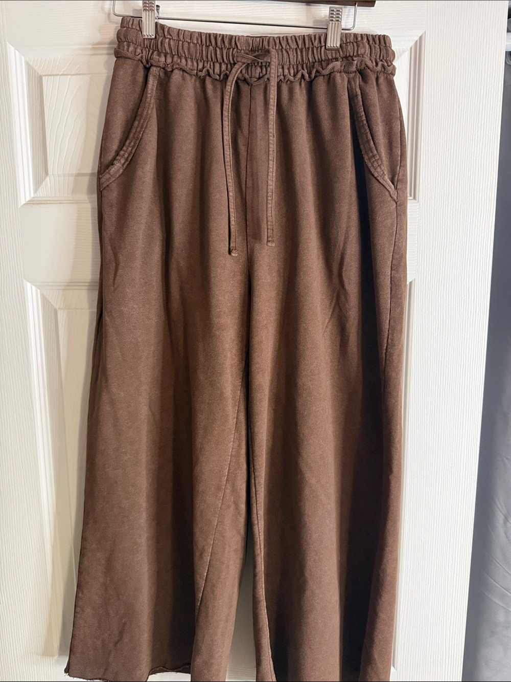 Zenana Outfitters Women's Brown Wide-Leg Drawstring Ankle Pants large sku86